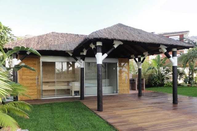 Gazebo Bambu Terbuka