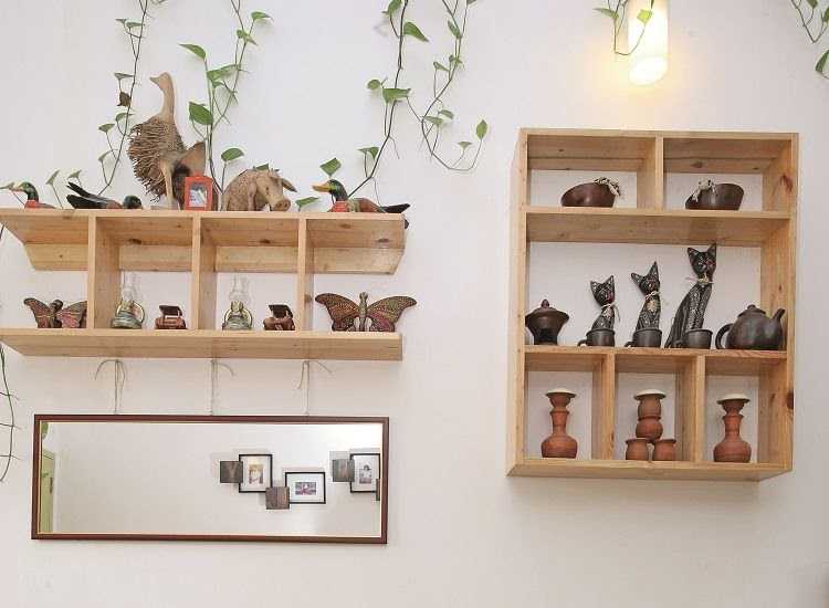 Hiasan Floating Shelves