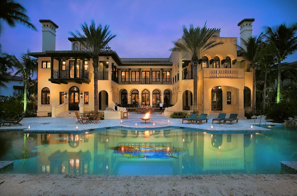 Rumah Bergaya Mediteranian