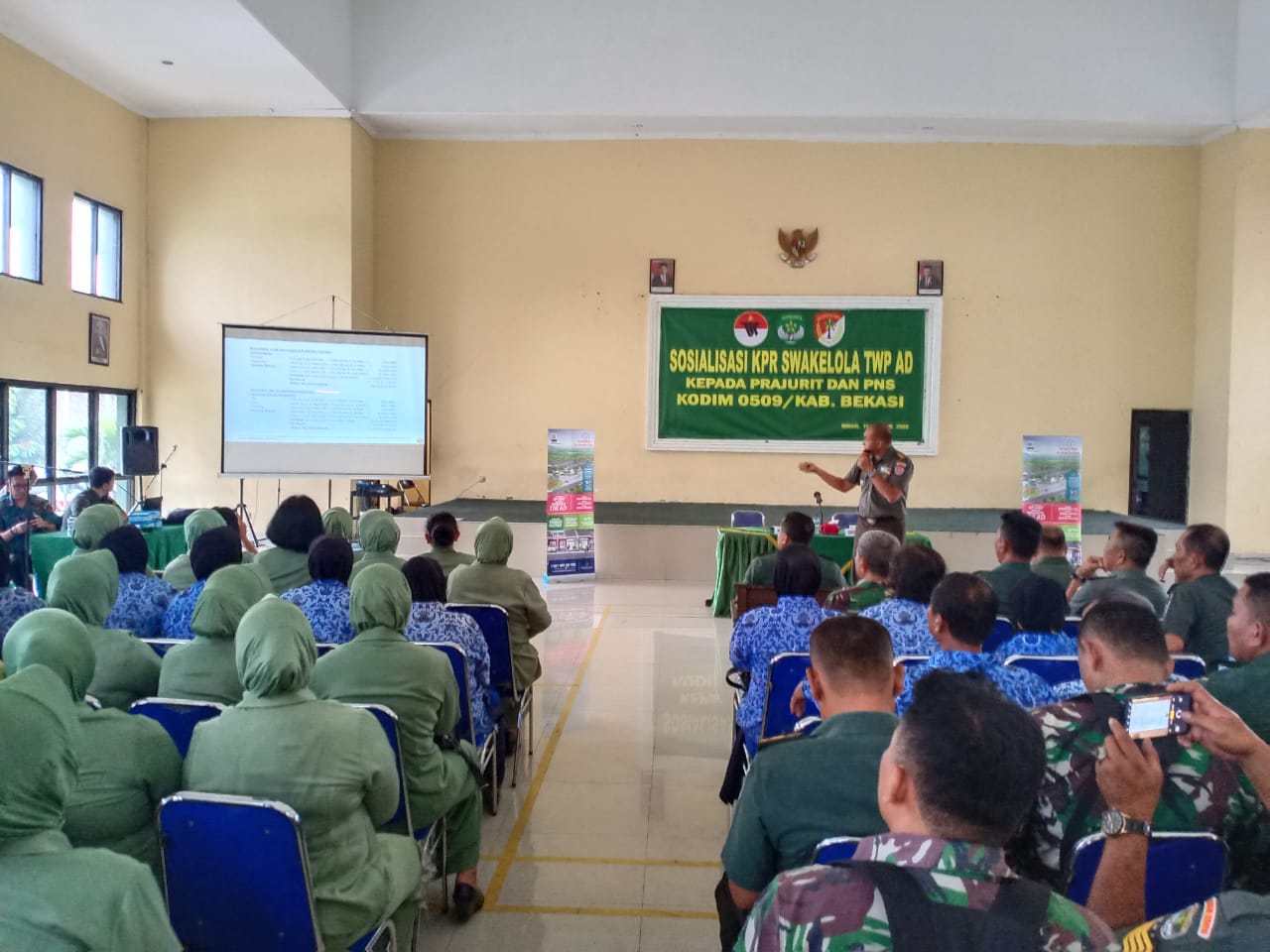 Prajurit dan PNS Kodim 0509/Kab.Bekasi Ikuti Sosialisasi KPR Swakelola TWP AD